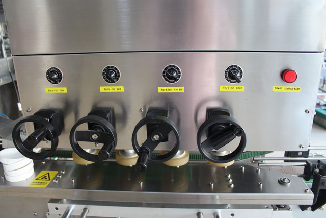 капачка машина со подигање (2).JPG