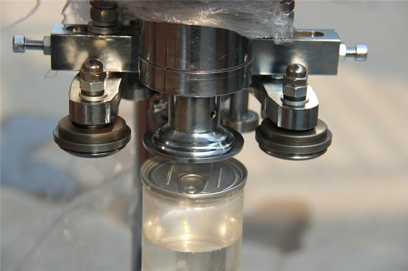 опрема за заптивање на лименки.jpg