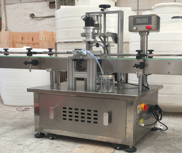 автоматско capper.jpg