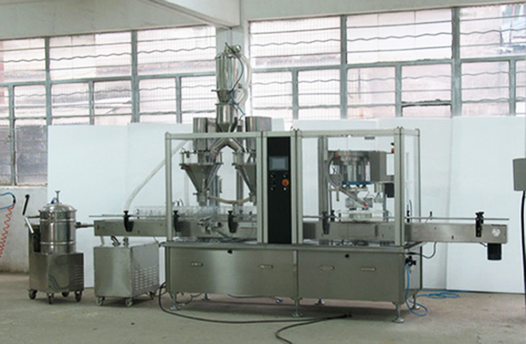 2 heads filling capping machine pharma bottles машина за пакување прашок со двојни глави.jpg