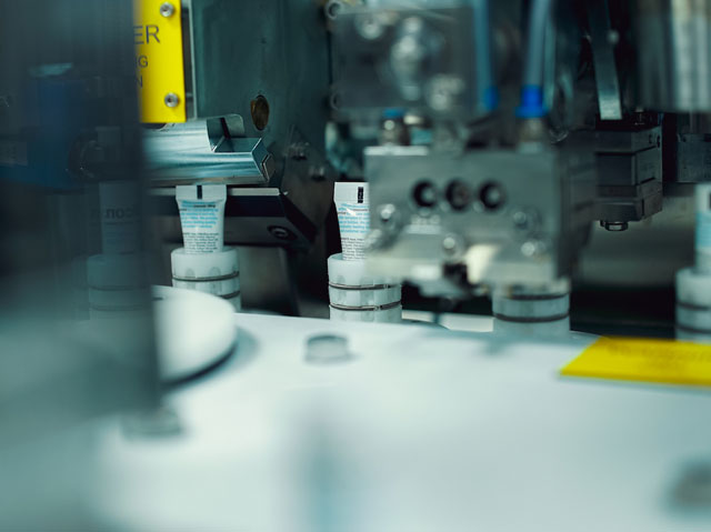 пакување со алуминиумски цевки.jpg