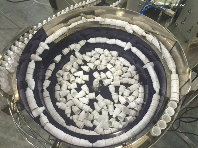 вибратор за е течно полнење.jpg