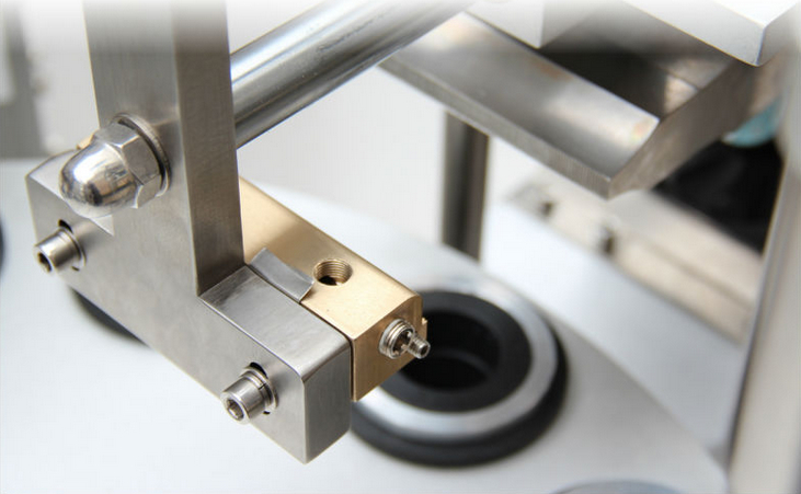 лента за запечатување за кодирање на датум.jpg