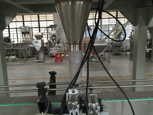 млазници за полнење за полнење гранули.jpg