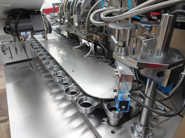 работна плоча за цевки за полнење заптивка.jpg