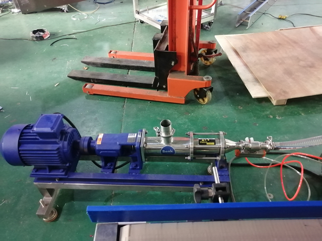 Машина за полнење 12 глави со грејач за мешање (3).jpg