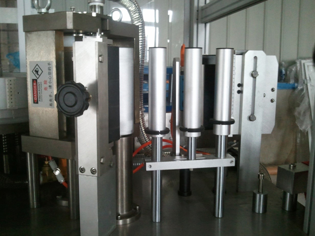 систем за испорака на етикети.jpg