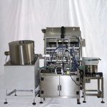 Моноблок Масло за нега на коса Машина за полнење и притискање на мали шишиња