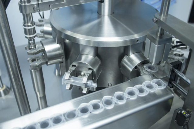 линија за полнење шприцови (5).jpg