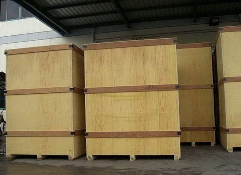 plywooden case packing for filling sealing дрвена кутија за пакување за заптивање за полнење цевки.jpg