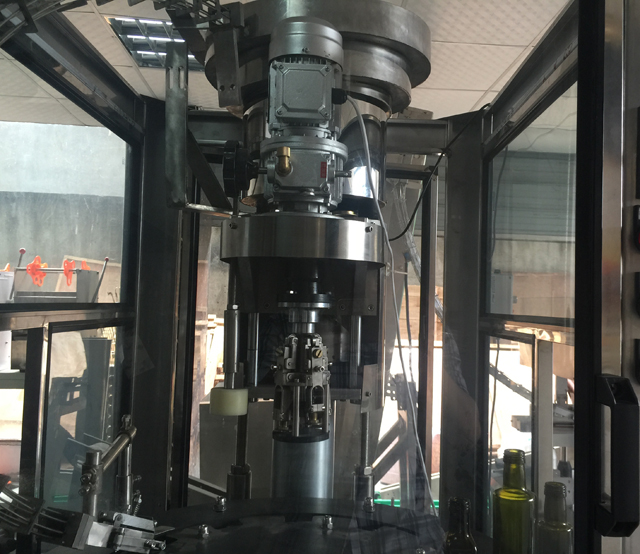 внатре ropp capping machinery.jpg