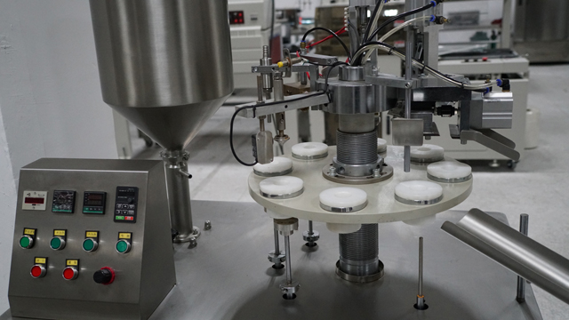 опрема за заптивач за полнење на цевки.jpg