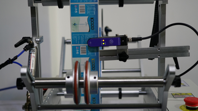 Сензорски систем за откривање етикети полуавтоматски.jpg