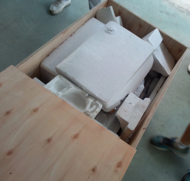 wooden case packaging before ocean shipping пакување за машина за етикетирање.jpg
