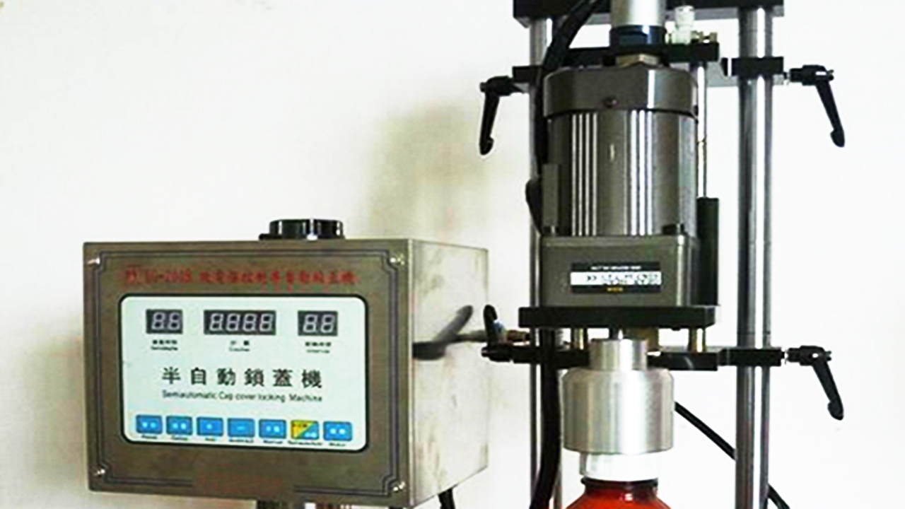 press capping equipments semi automatic опрема за преса каппер.jpg