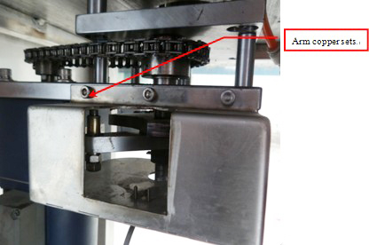 arm copper from capping screw capper equipment рачни бакарни комплети од машина за покривање.jpg