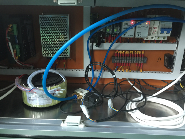 електрична компонента за машини за етикетирање.jpg